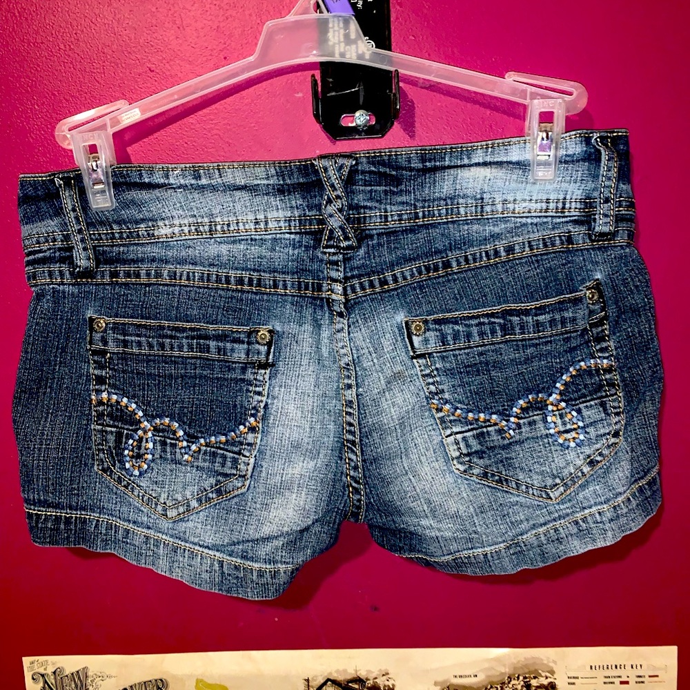 Bongo shorts size 7. Perfect condition!